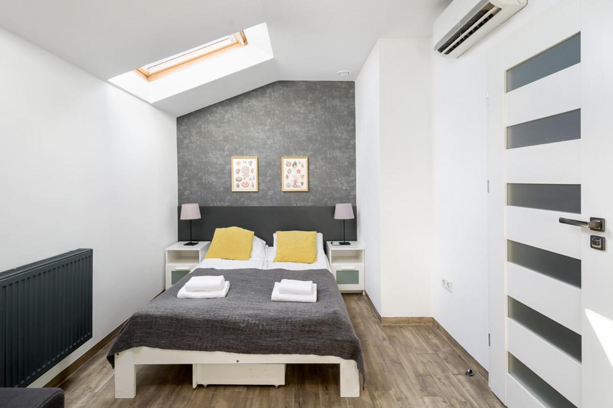 Modern Apartment In The Very Central Location 18 Krakow Luaran gambar