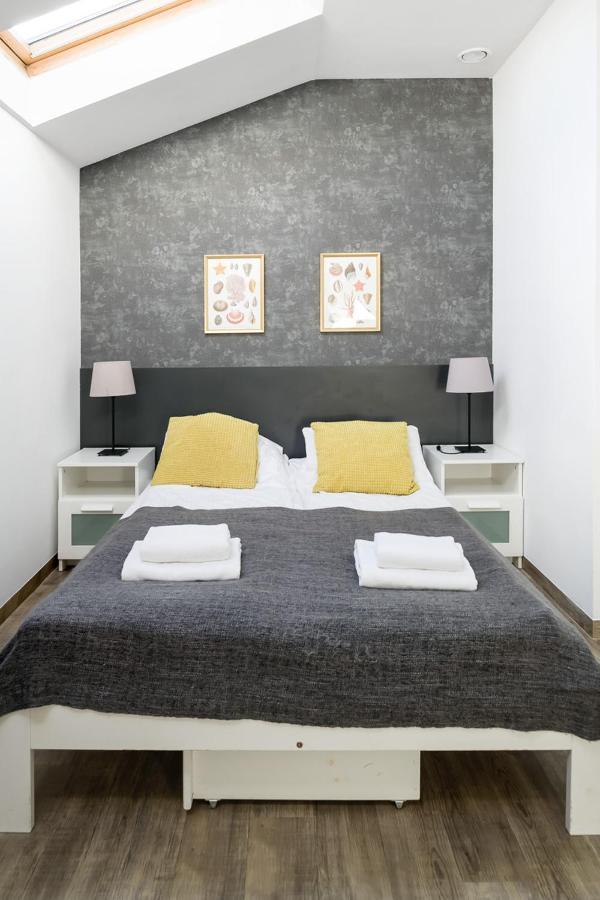 Modern Apartment In The Very Central Location 18 Krakow Luaran gambar